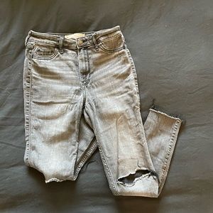 Hollis get skinny jeans